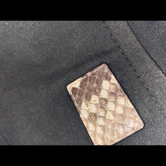 Louis Vuitton Saint-Placide Python - Picture 6 of 8